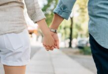 How to Know If Your Ex Wants to Get Back with You