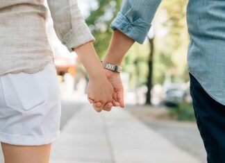 How to Know If Your Ex Wants to Get Back with You