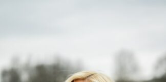 How to Make Your Partner Want You More?